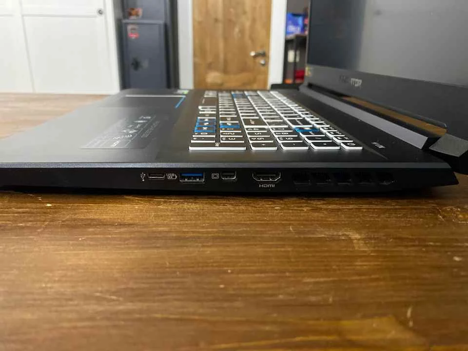Обзор игрового ноутбука Predator Helios 300 от Acer Обзор игрового ноутбука Predator Helios 300 от Acer