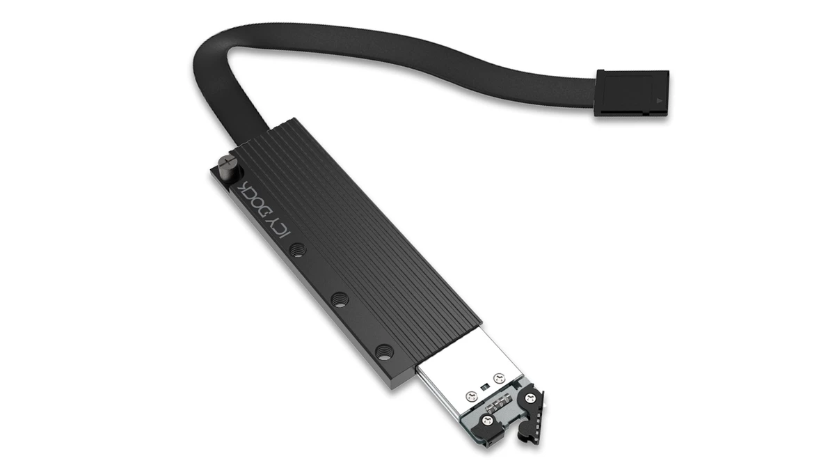 Поддержка SSD формата M.2 добралась до DSLR-камер Поддержка SSD формата M.2 добралась до DSLR-камер