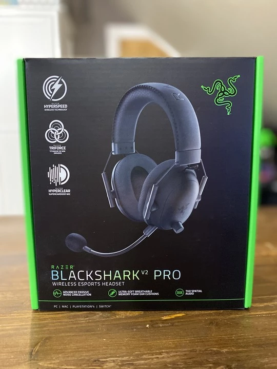 Обзор гарнитуры Razer BlackShark V2 Pro Обзор гарнитуры Razer BlackShark V2 Pro
