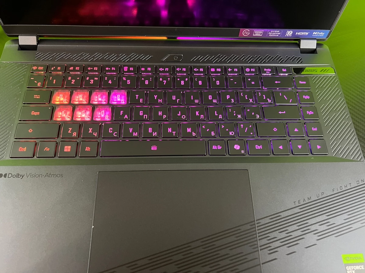 Обзор игрового ноутбука AORUS 16X (2024) компании GIGABYTE Обзор игрового ноутбука AORUS 16X (2024) компании GIGABYTE
