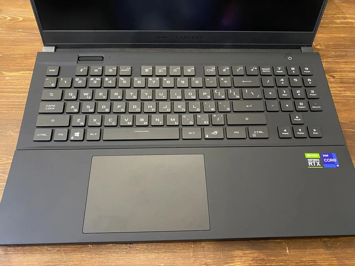 Процессор Intel® Core™ серии Н 11-го поколения — восходящая звезда мобильных процессоров Процессор Intel® Core™ серии Н 11-го поколения — восходящая звезда мобильных процессоров