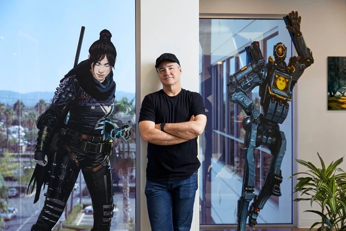Винс Зампелла в офисе Respawn Entertainment в Чатсуорте, Калифорния. Винс Зампелла в офисе Respawn Entertainment в Чатсуорте, Калифорния.