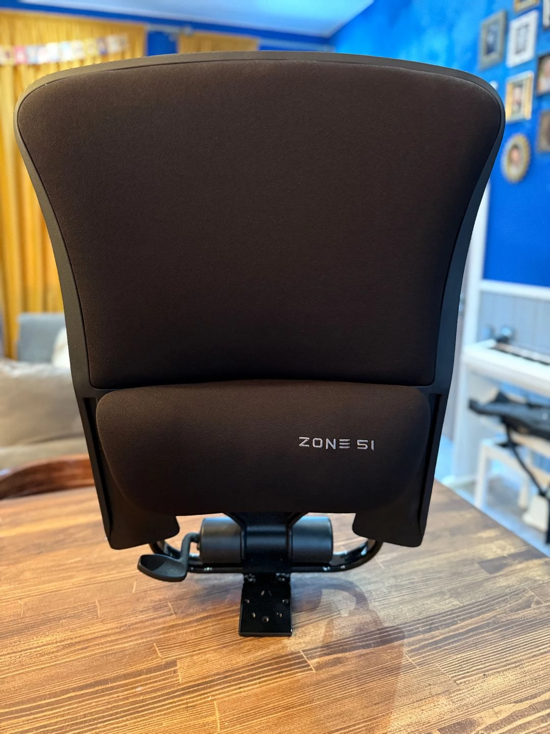 ZONE 51 Freelancer W8 – кресло будущего для комфорта в работе и игре ZONE 51 Freelancer W8 – кресло будущего для комфорта в работе и игре