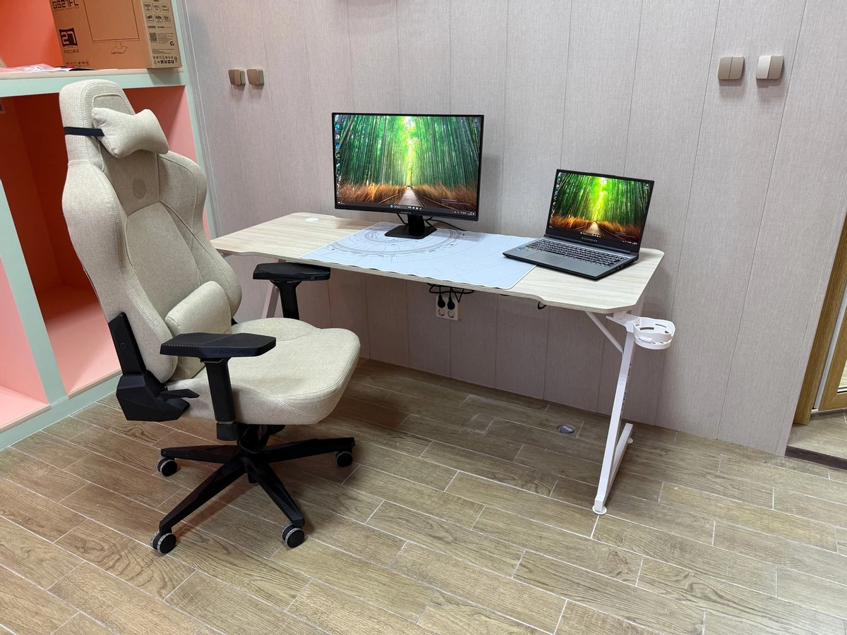 ZONE 51 TRINE 160 Wood — стол, который работает на вас ZONE 51 TRINE 160 Wood — стол, который работает на вас