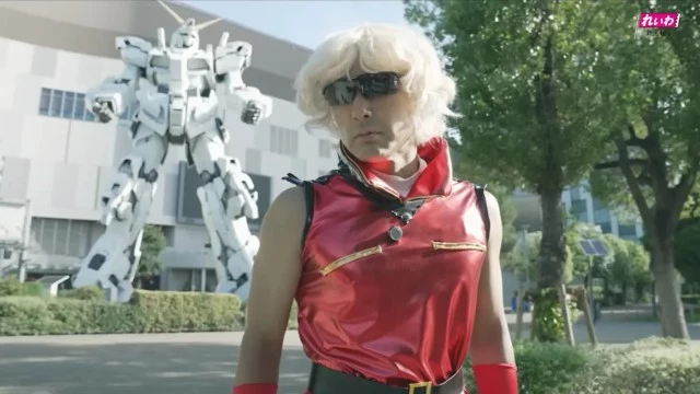 Японский политик “забыл” спросить разрешения на косплей Gundam для продвижения своей партии