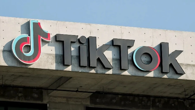 Трамп утверждает, что сделка о покупке TikTok у китайцев почти завершена